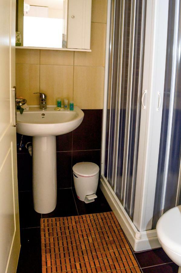Meltemi Beach Apartments Милатос Екстериор снимка
