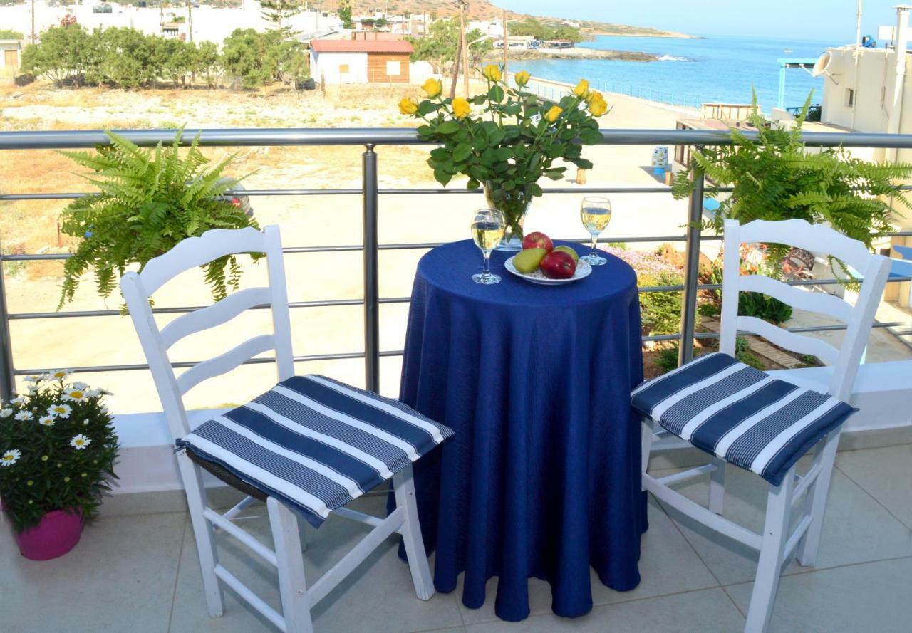 Meltemi Beach Apartments Милатос Екстериор снимка